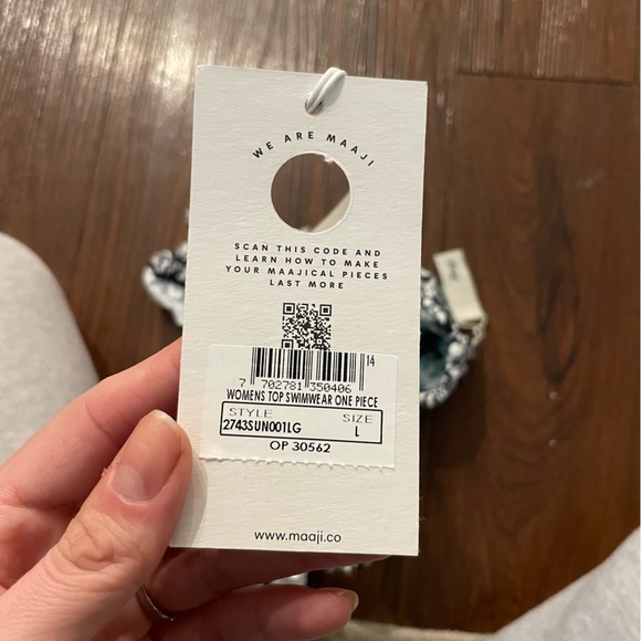 NWT Maaji Jadie Ruffle Underwire Bikini Top - Picture 6 of 6